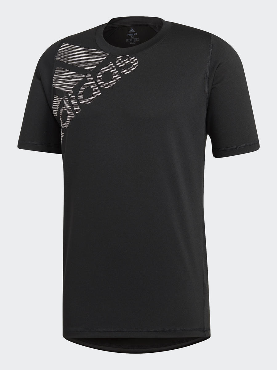 adidas T Shirt in Schwarz mit Logo Print | DEICHMANN AT adidas T Shirt in Schwarz mit All Over Print | DEICHMANN AT